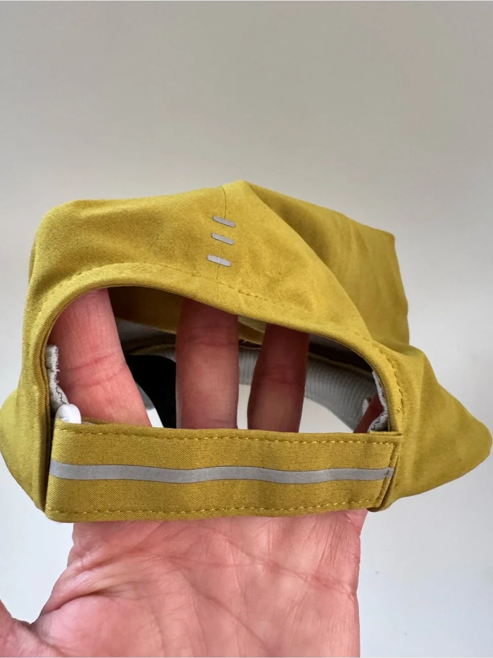 Lululemon Fast and Free Adjustable Running Hat Reflective Details Mustard Color